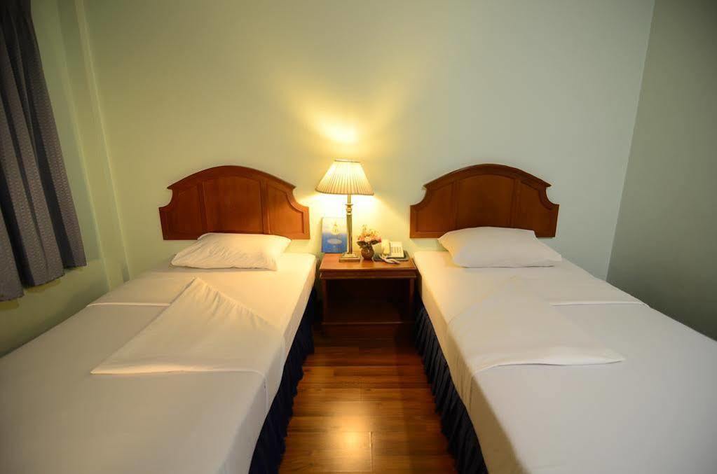 Ranong Garden Hotel Екстер'єр фото